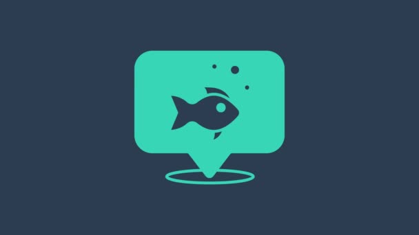 Иконка бирюзовой рыбы выделена на синем фоне. Видеографическая анимация 4K — стоковое видео