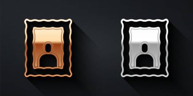 Masa simgesindeki altın ve gümüş resim çerçevesi siyah arkaplanda izole edilmiş. Sevgililer Günü sembolü. Uzun gölge tarzı. Vektör