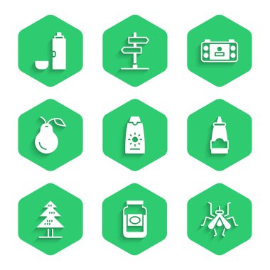 Güneş kremini tüpte, reçel kavanozunda, sivrisinek, sos şişesinde, ağaç, armut, taşınabilir video oyun konsolunda ve termos konteynır simgesinde ayarla. Vektör