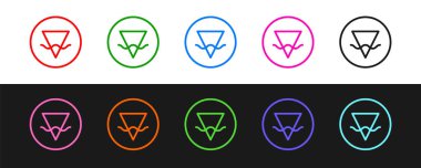 Simya sembolü simya ikonunun siyah beyaz arkaplanda izole edilmiş Dünya çizgisini ayarla. Temel mistik elementler. Vektör