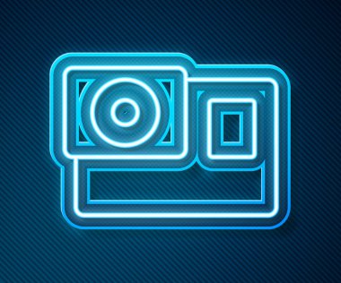 Parlayan neon hattı. Mavi arkaplanda ekstrem kamera simgesi izole edildi. Ekstrem sporları çekmek için video kamera ekipmanı. Vektör.