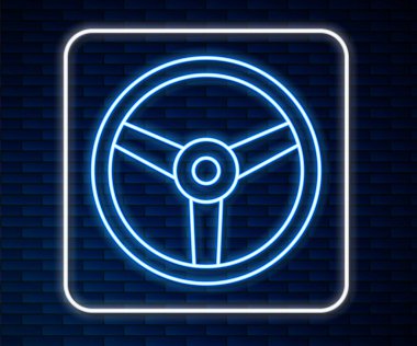 Parlayan neon çizgisi direksiyon simgesi tuğla duvar arkasında izole edilmiş. Araba tekeri ikonu. Vektör