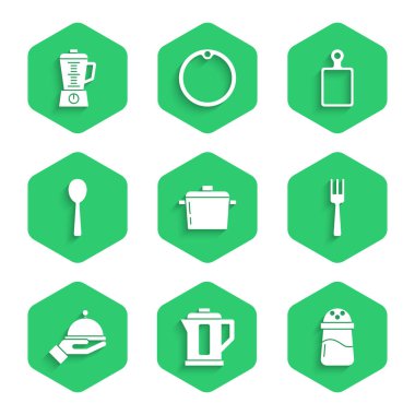 Tencere, su ısıtıcısı, tuz, çatal tepsi, kaşık, kesim tahtası ve mikser simgesiyle kaplanmış. Vektör