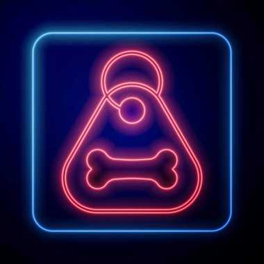 Siyah arka planda isim etiketi ve kemik plağı ikonu olan parlak neon köpek tasması. Evcil hayvan malzemeleri. Kedi köpek bakımı. Evcil köpek zincirleri. Vektör