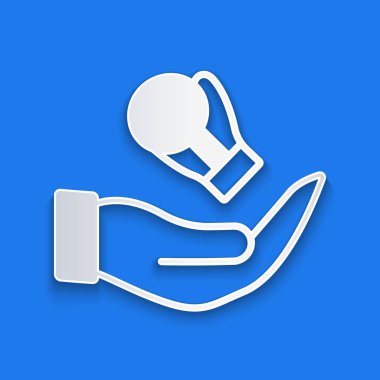 Kağıt kesiği boks eldiveni simgesi mavi arkaplanda izole edilmiş. Kağıt sanatı tarzı. Vektör