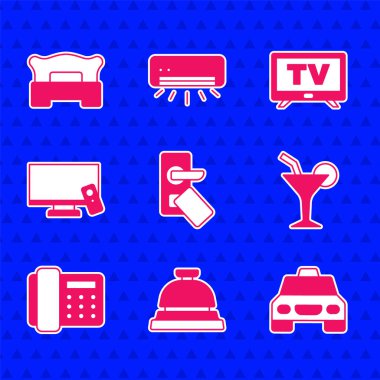 Dijital kapı kilidini, otel servis zilini, taksi arabasını, Kokteyl 'i, telefon ahizesini akıllı televizyonu ve yatak odası simgesini ayarla. Vektör