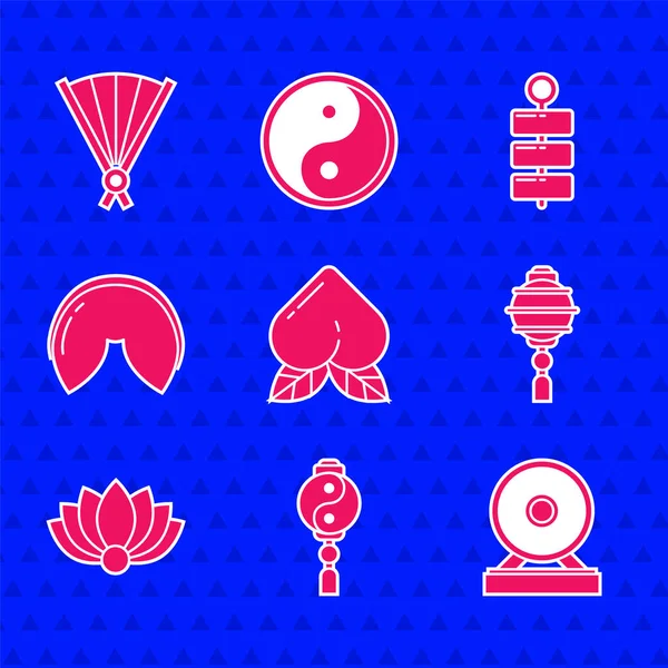 Set Peach fruit, Yin Yang, Gong, Chinese paper lantern, Lotus flower, fortune cookie, Firework and Paper chinese folding fan icon. Vector — Vector de stock