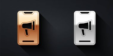 Siyah arka planda altın ve gümüş protesto simgesi izole edildi. Toplantı, protestocu, grev, konuşma, pankart, protesto pankartı, dilekçe, lider, broşür. Uzun gölge tarzı. Vektör.