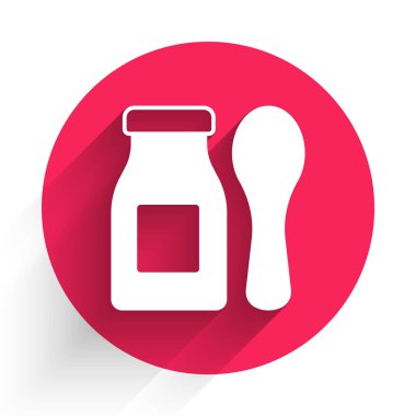 Şişe içinde beyaz yoğurt ve uzun gölge arkaplan izole kaşık ikonu. Bebek maması. Kırmızı daire düğmesi. Vektör