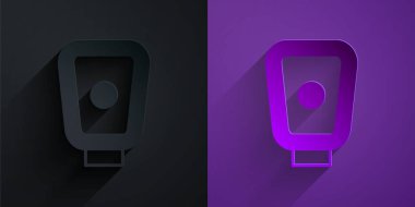 Kağıt kesikli boks antrenman patileri simgesi mor arka planda siyah üzerine izole edilmiş. Kağıt sanatı tarzı. Vektör