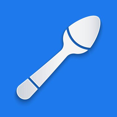 Kağıt kesiği çay kaşığı simgesi mavi arkaplanda izole edilmiş. Mutfak aletleri. Çatal bıçak seti. Kağıt sanatı tarzı. Vektör.