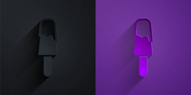 Kağıt kesikli dondurma ikonu, mor arka planda siyah üzerine izole edilmiş. Güzel sembol. Kağıt sanatı tarzı. Vektör.