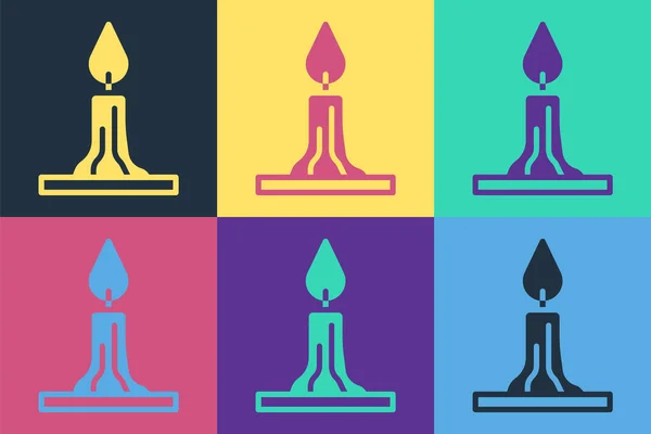 Pop Art Brennende Kerze Kerzenständer Symbol Isoliert Auf Farbigem Hintergrund — Stockvektor