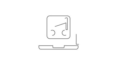 Beyaz zemin üzerinde müzik notası sembolü olan siyah çizgi dizüstü bilgisayar. 4K Video hareketli grafik canlandırması.