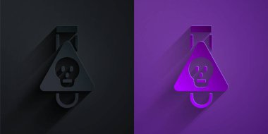 Kağıt kesiği, mor arka planda siyah üzerine izole edilmiş iksir ikonu olan şişe. Sihirli iksirli matara. Mutlu Cadılar Bayramı Partisi. Kağıt sanatı tarzı. Vektör.