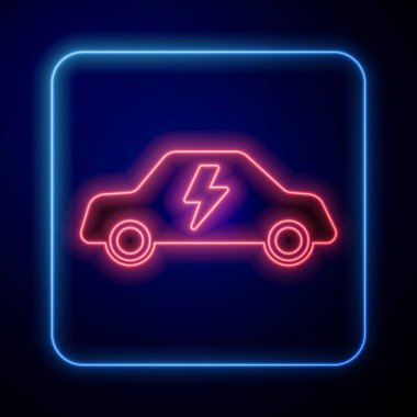 Parlayan neon elektrikli araba ve elektrik kablosu şarj ikonu siyah arka planda izole edildi. Yenilenebilir ekolojik teknolojiler. Vektör.