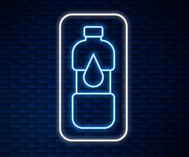 Parlayan neon hattı. Duvarın arkasında izole edilmiş bir su ikonu şişesi. Soda su içme tabelası. Vektör.