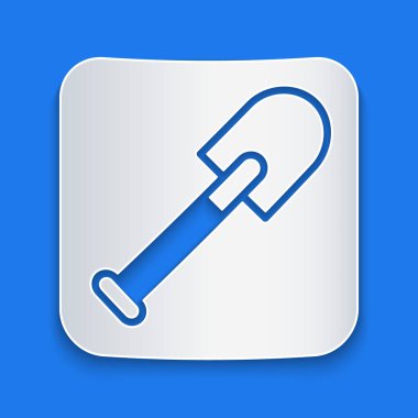 Kağıt kesiği Kürek simgesi mavi arkaplanda izole edildi. Bahçe aletleri. Bahçecilik, tarım, çiftçilik aleti. Kağıt sanatı tarzı. Vektör.