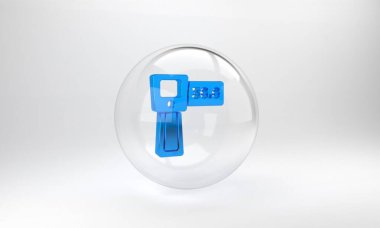 Gri zemin üzerinde kızılötesi ışık ikonu olan mavi dijital temassız termometre. Cam daire düğmesi. 3 Boyutlu resimleme.