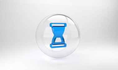 Gri zemin üzerinde kum ikonu olan mavi kum saati. Kum saati işareti. İş ve zaman yönetimi kavramı. Cam daire düğmesi. 3 Boyutlu resimleme.