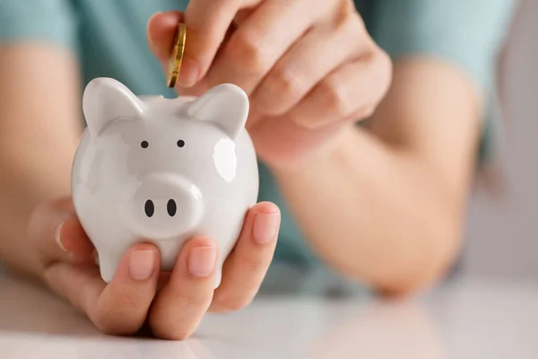 Female Hand Putting Money Piggy Bank Saving Money Saving Money — Stock Photo, Image