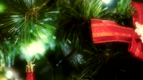 Деталь Різдвяної Ялинки Video Прикраси Прикраси Вогні Голки Неглибока Глибина — стокове відео