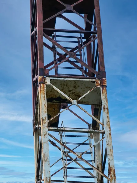Torre Observación Abandonada Soleado Día Primavera — Foto de Stock