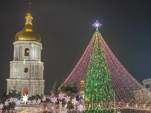 Новий Рік Різдва Софієвській Площі Києві Різдвяні Дерева Прикрашені Ілюмінаціями — стокове фото