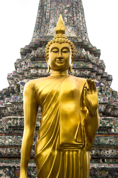 Gyllene buddha i wat arun — Stockfoto