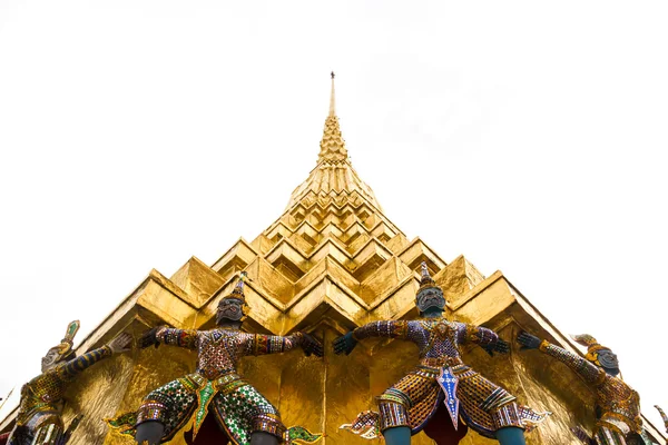Złoty posąg pagoda i jak — Zdjęcie stockowe