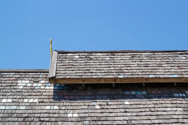 Telhado de madeira detalhe padrão — Fotografia de Stock