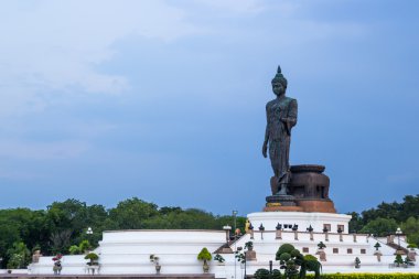 Buda heykeli yürüyüş