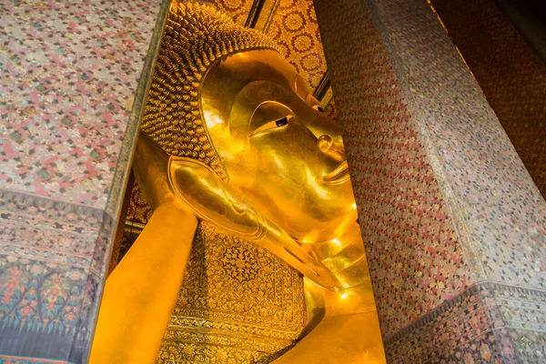 Reclining Buddha Statue — Stock Photo, Image