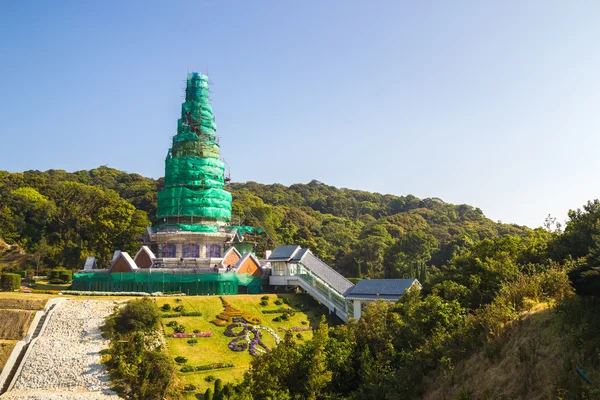 King and Queen pagoda (Noppha Methanidon and Noppha Phon Phum Si — Stock Photo, Image
