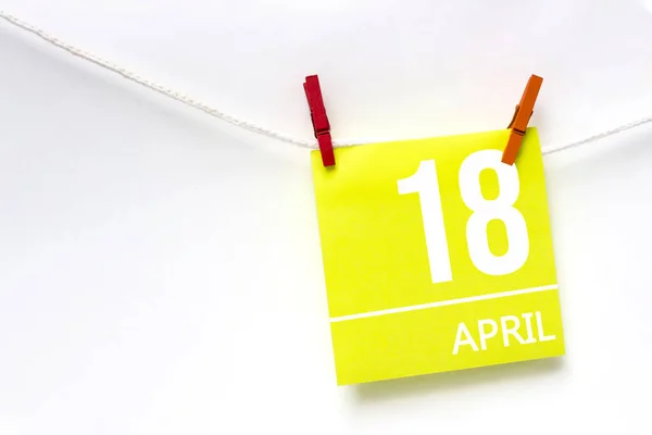 Апреля День Месяца Дата Календаря Бумажные Карточки Календарным Днем Веревки — стоковое фото