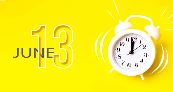 June 13Rd Day Month Calendar Date White Alarm Clock Calendar — Stock Photo, Image