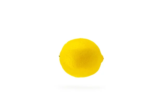 Лимон Білому Тлі Літаючий Лимон Лимонні Фрукти Цитрусові Мінімальна Концепція — стокове фото