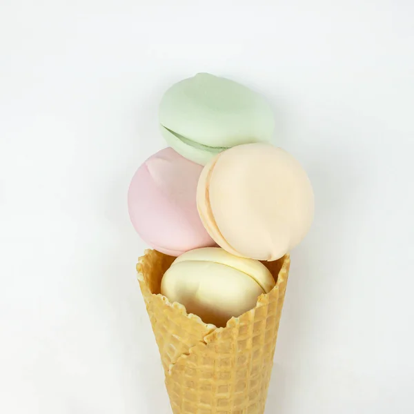 Waffle Horn Colored Marshmallow Looks Macaroons Close — Stock Photo, Image