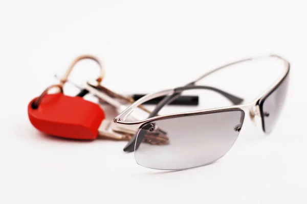 Glasses with keys — Stock Photo, Image