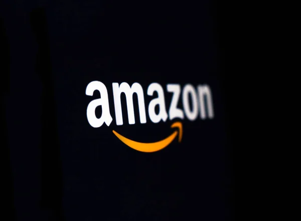 Kiev Ucrânia Março 2021 Logotipo Amazon Tela Amazon Uma Empresa — Fotografia de Stock