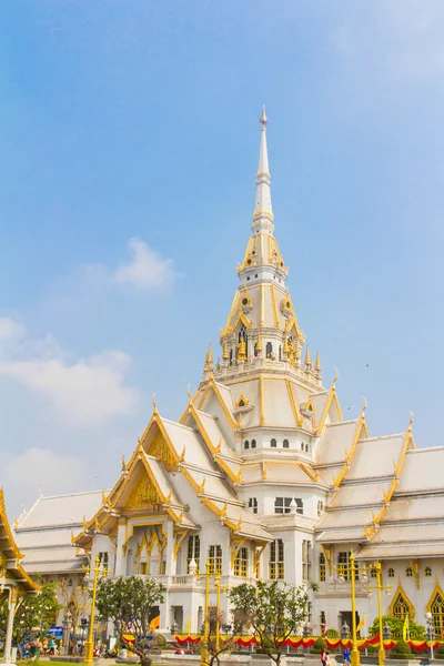 Boeddhistische kerk bij wat sotorn tempel in chacherngsuo provincie, t — Stockfoto