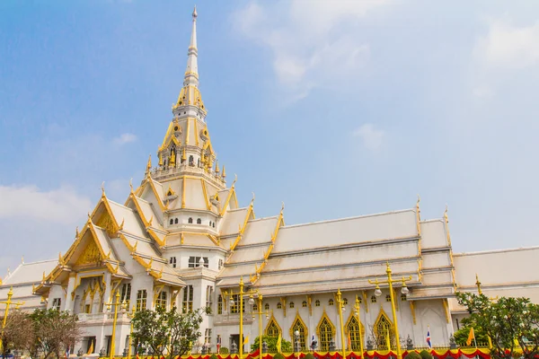 Boeddhistische kerk bij wat sotorn tempel in chacherngsuo provincie, t — Stockfoto