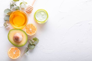 Doğal malzemeli kozmetik krem boşluğu kopyalıyor