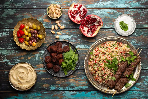 Арабська турецька кухня — стокове фото