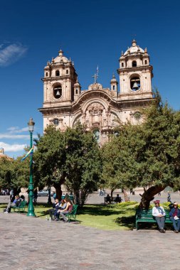 Cuzco (veya Cusco) bir yaz gününde. Bir zamanlar İnka İmparatorluğu 'nun başkentiydi, şimdi ise gelişen bir turizm merkezi..
