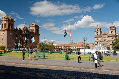 Cuzco (veya Cusco) bir yaz gününde. Bir zamanlar İnka İmparatorluğu 'nun başkentiydi, şimdi ise gelişen bir turizm merkezi..