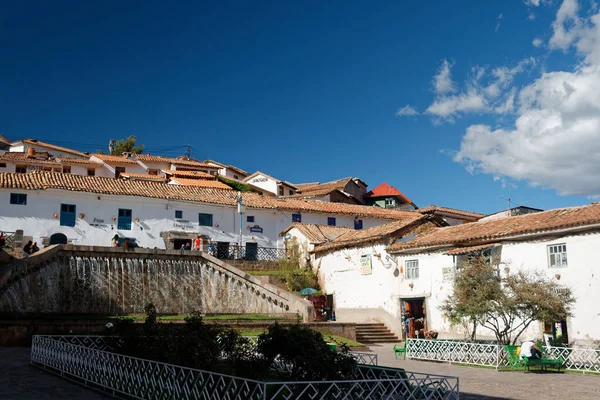 Cuzco (veya Cusco) bir yaz gününde. Bir zamanlar İnka İmparatorluğu 'nun başkentiydi, şimdi ise gelişen bir turizm merkezi..