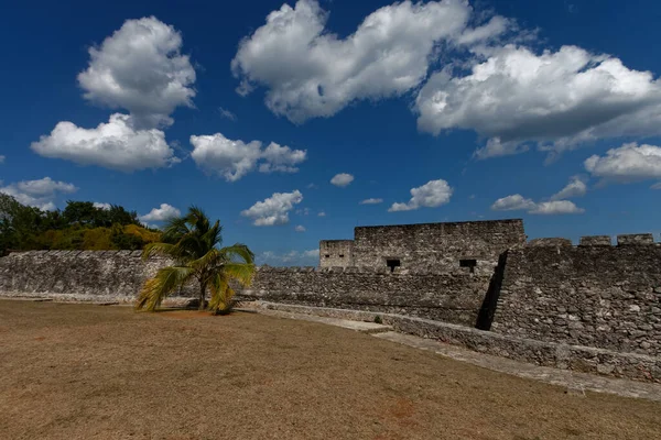 Fort San Felipe Bacalar Teh Blue Sky — Fotografia de Stock