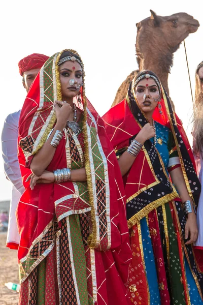 Puşkar Rajasthan Hindistan Ekim 2019 Geleneksel Rajasthani Ailesinin Portre Çekimi — Stok fotoğraf