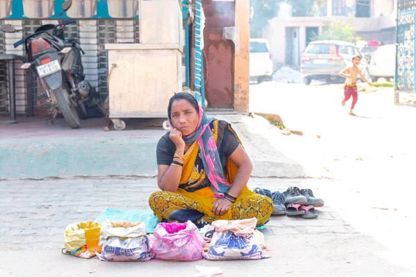 Barsana Uttar Pradesh Índia Março 2022 Pessoas Não Identificadas Desfrutando — Fotografia de Stock